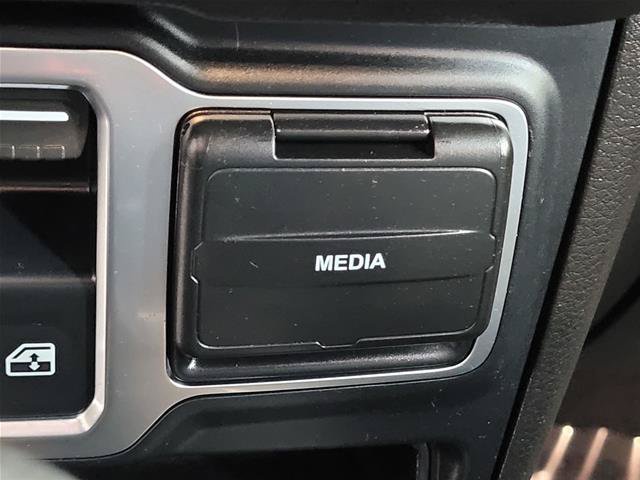 Used 2024 Jeep Wrangler Sport AWD/4WD image 17