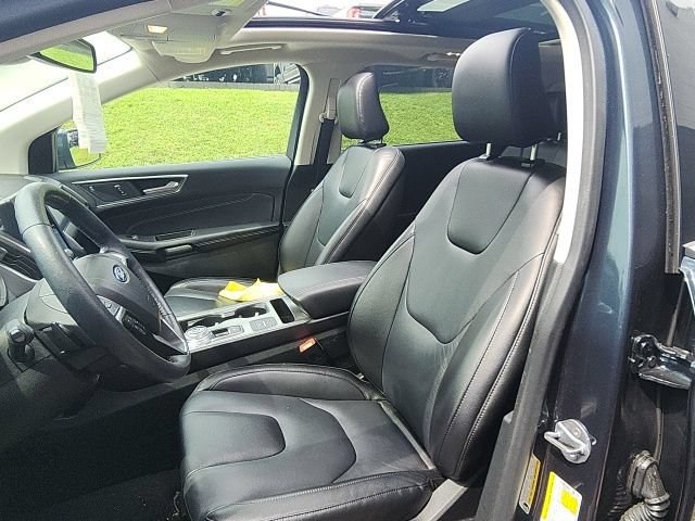 Certified 2022 Ford Edge Titanium w/ Class II Trailer Tow Package AWD/4WD image 11
