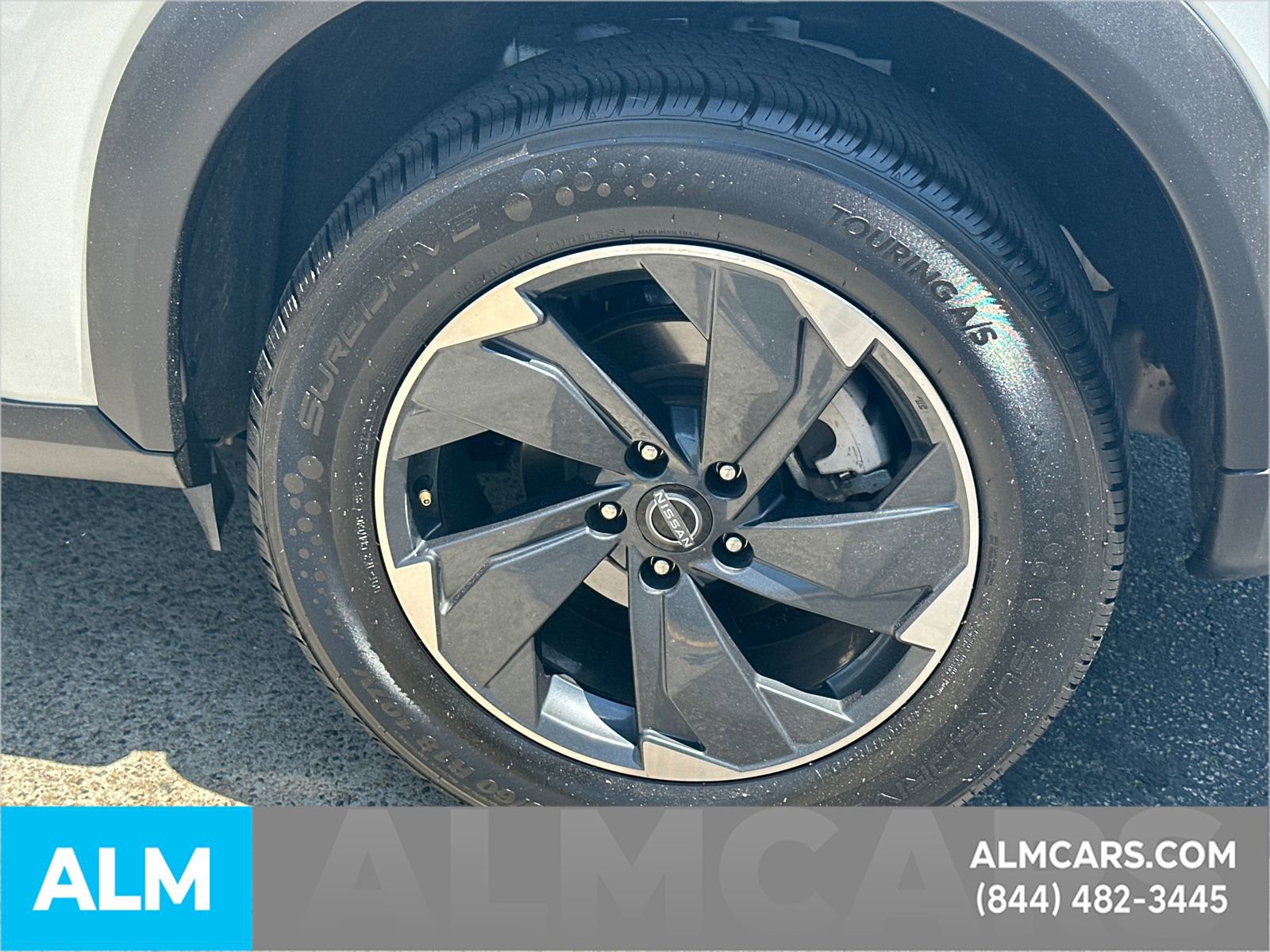 Used 2025 Nissan Rogue SV FWD image 23