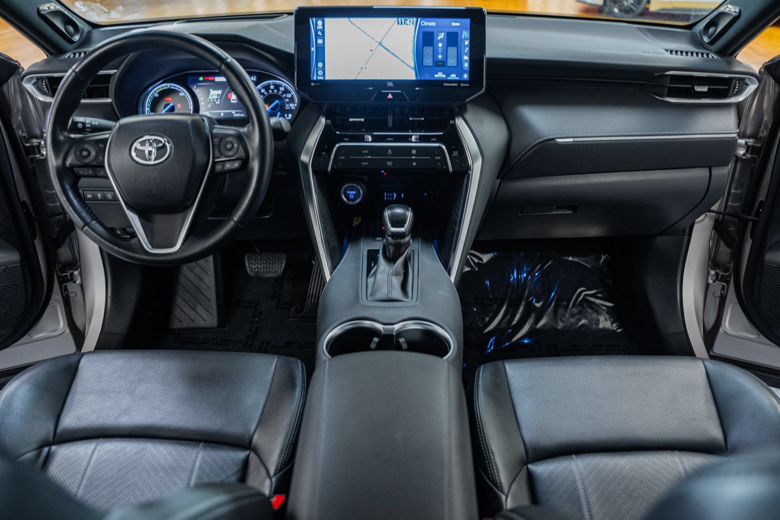 Used 2021 Toyota Venza Limited w/ Advanced Technology Package AWD/4WD image 21