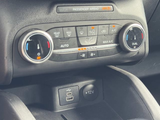 Certified 2025 Ford Escape ST-Line AWD/4WD image 29