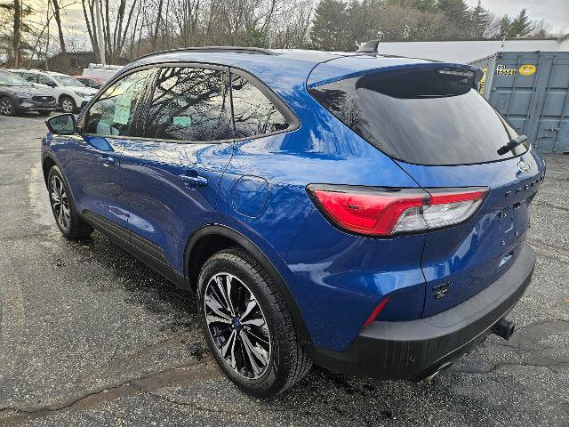 Certified 2022 Ford Escape SEL w/ SEL Stealth AWD Package image 7
