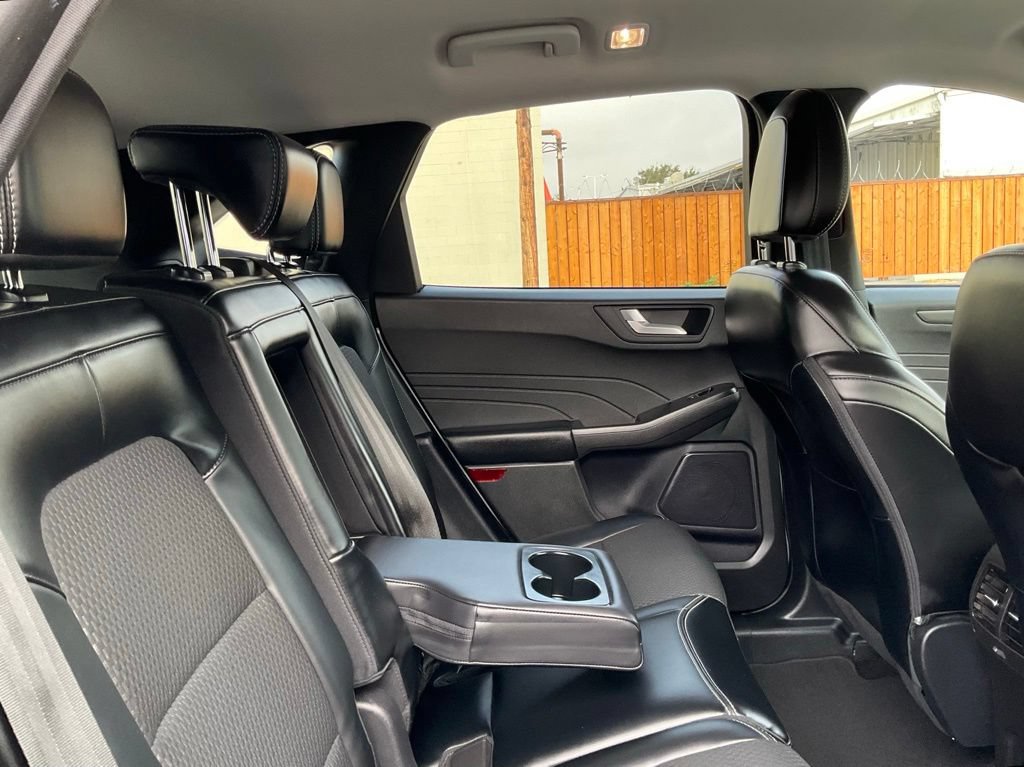 Certified 2024 Ford Escape SE FWD image 22