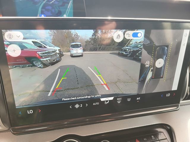 Certified 2025 Ford Expedition Active image 20