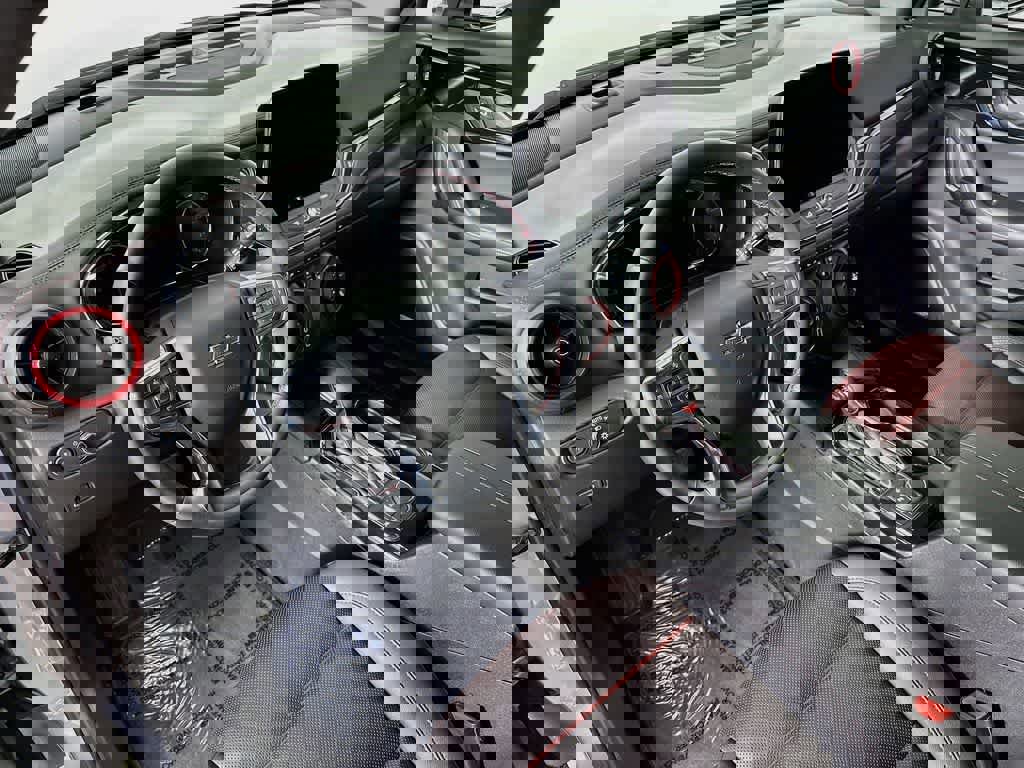 Used 2025 Chevrolet Blazer RS image 9