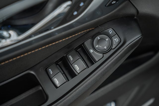 Used 2020 Chevrolet Traverse Premier w/ Redline Edition image 44