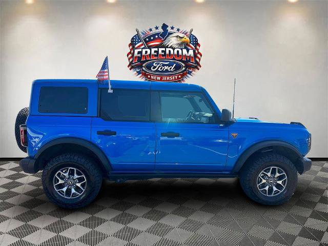 Certified 2025 Ford Bronco Badlands AWD/4WD image 3