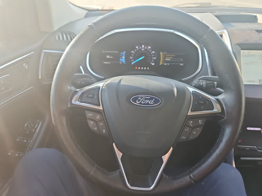 Certified 2020 Ford Edge Titanium FWD image 15