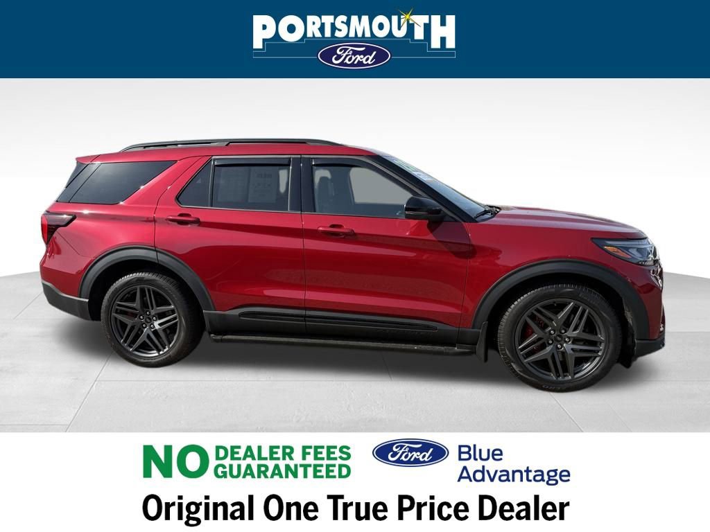 Certified 2025 Ford Explorer ST image 3