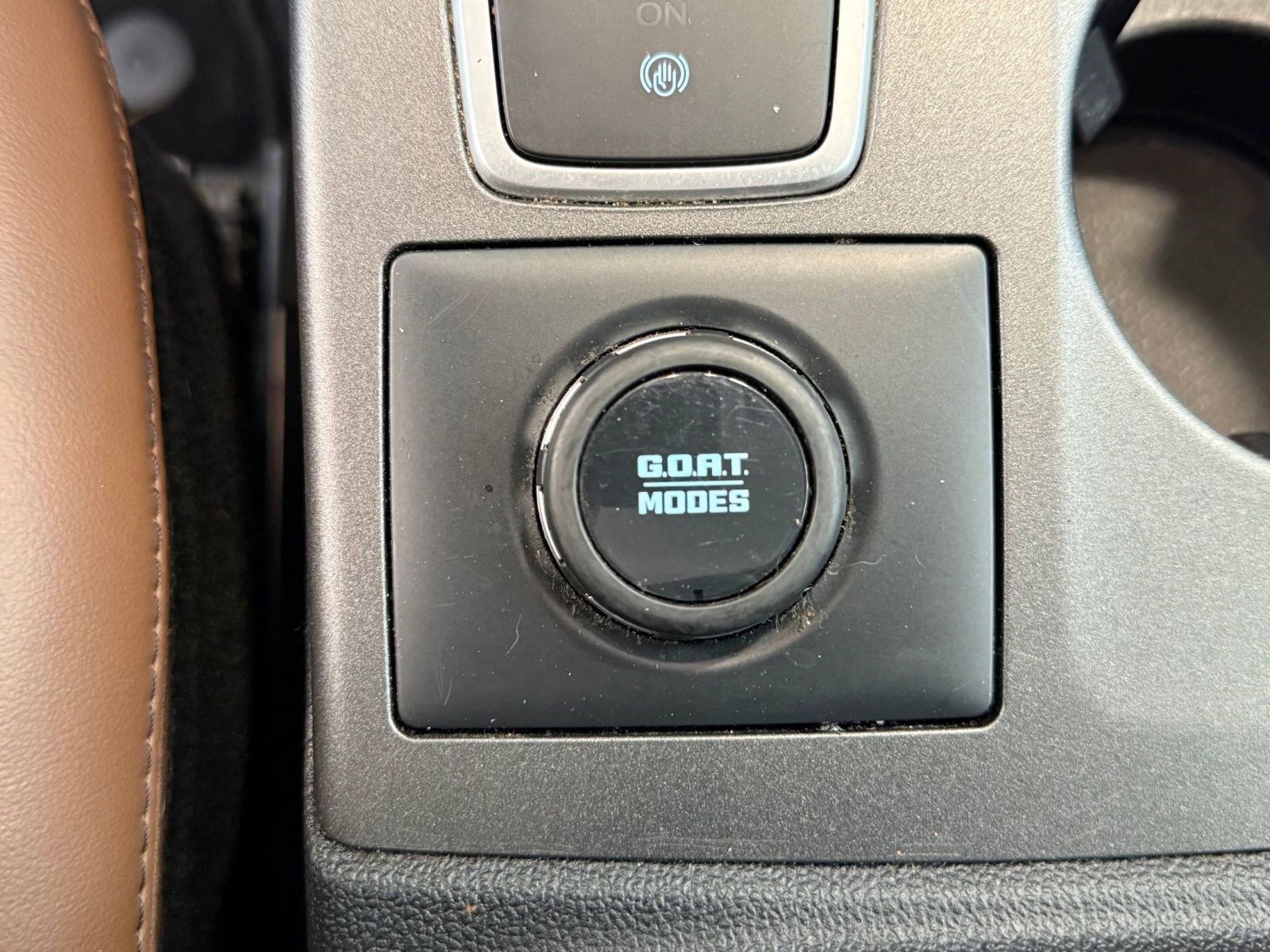 Certified 2025 Ford Bronco Sport Outer Banks w/ Outer Banks Tech Package+ AWD/4WD image 31