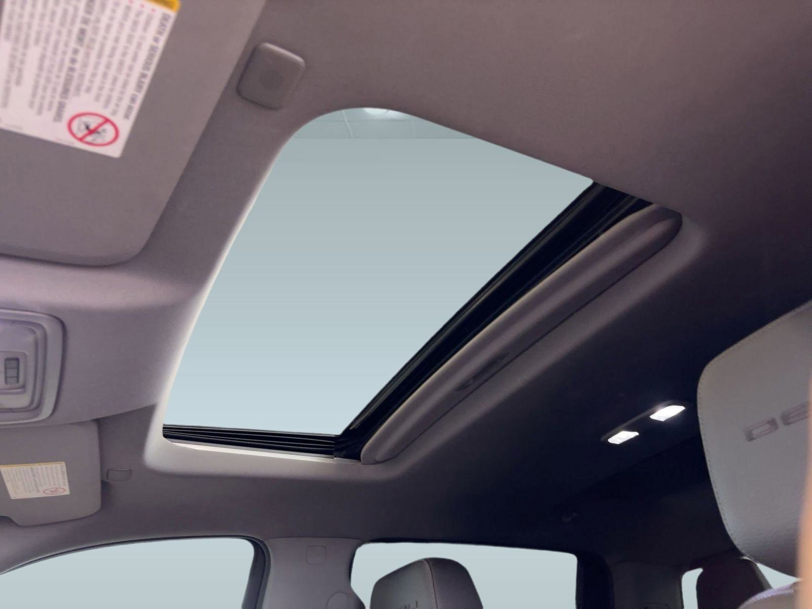 Used 2020 GMC Sierra 2500 Denali w/ Denali Ultimate Package image 13