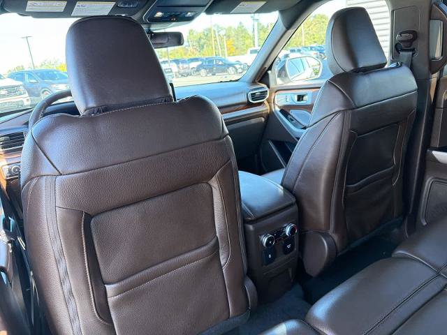 Certified 2022 Ford Explorer King Ranch w/ Premium Technology Package AWD/4WD image 19