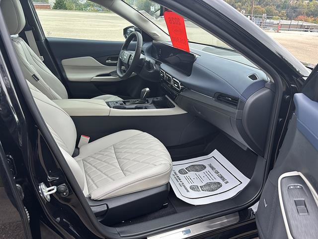 Used 2026 Nissan Sentra SL w/ Floor Mat Package FWD image 20