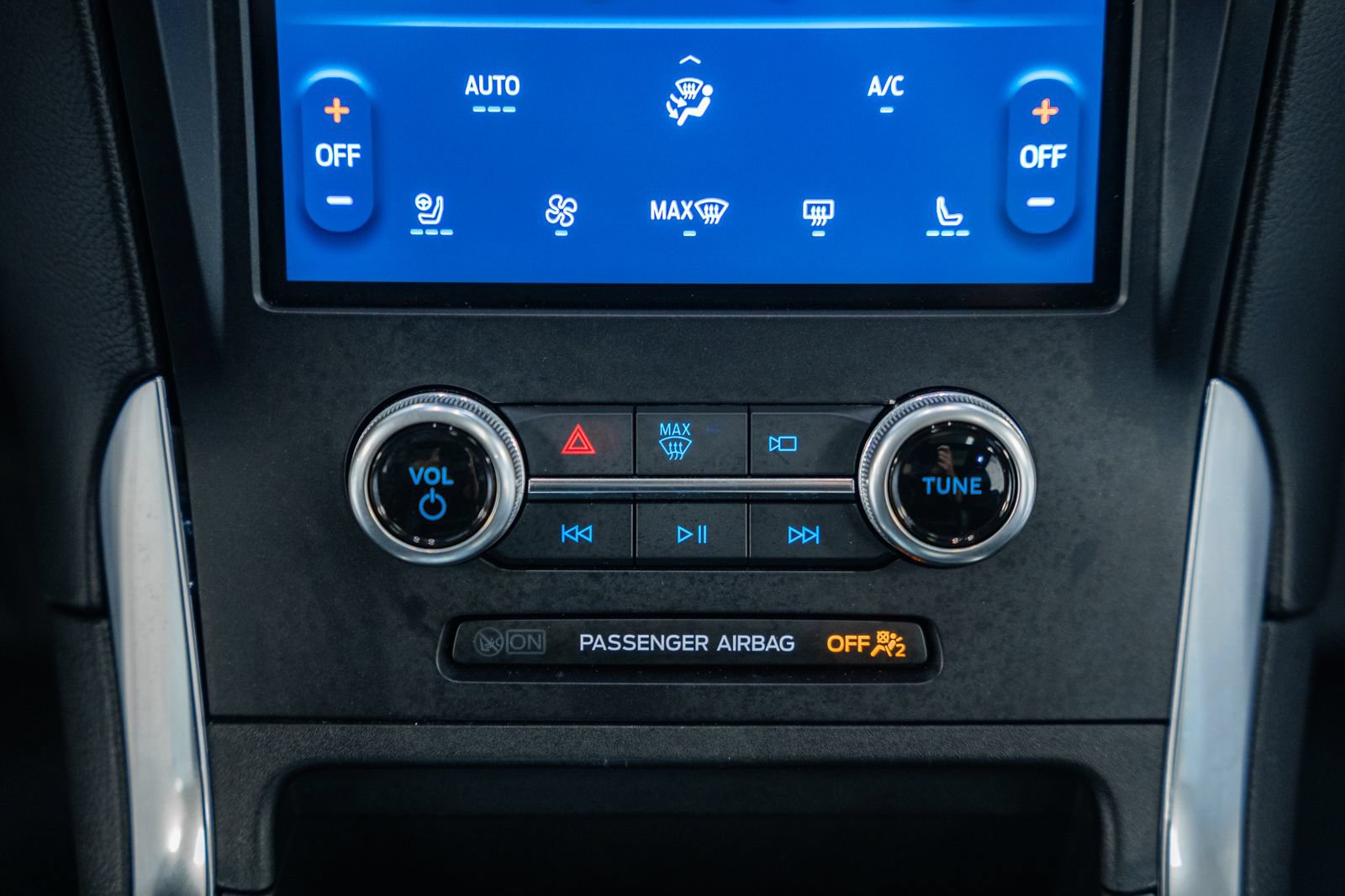 Certified 2024 Ford Edge ST w/ Equipment Group 401A AWD/4WD image 29