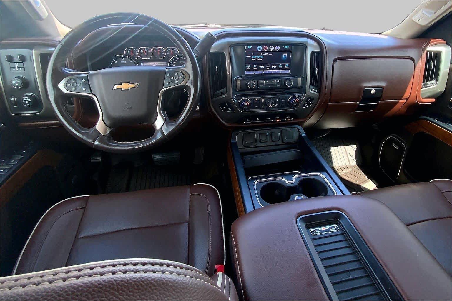 Used 2018 Chevrolet Silverado 1500 High Country AWD/4WD image 16