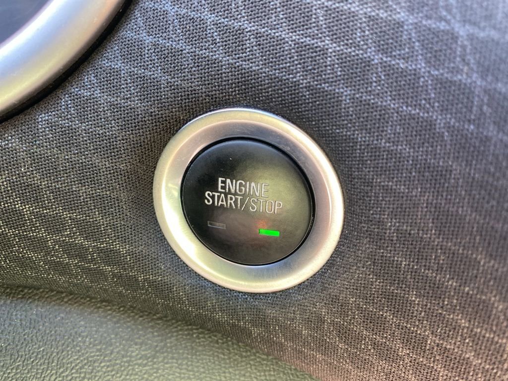 Used 2024 Chevrolet Malibu LT image 30