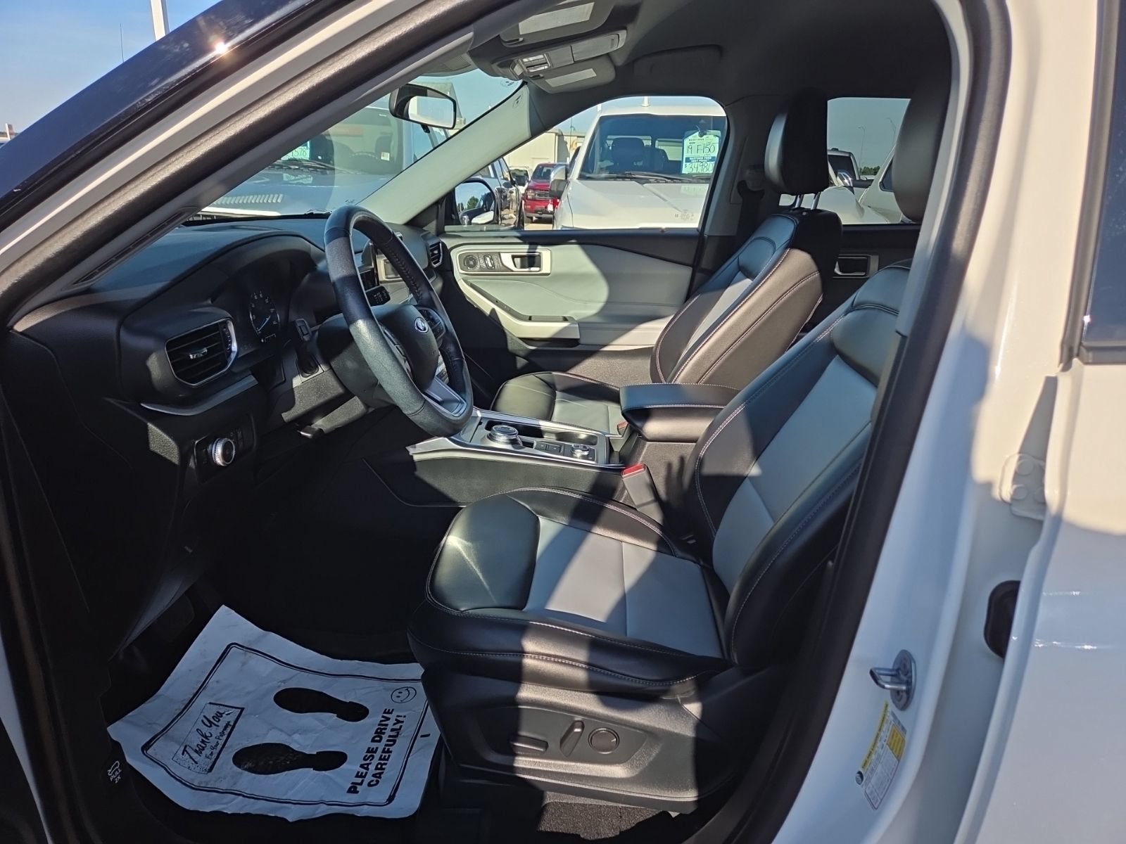 Certified 2023 Ford Explorer XLT w/ Equipment Group 202A AWD/4WD image 23