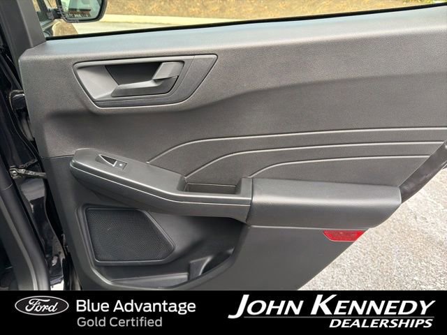 Certified 2025 Ford Escape Active w/ Cold Weather Package image 32