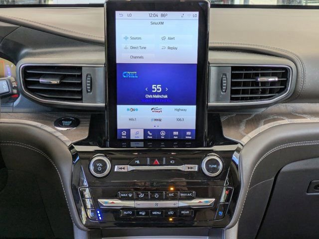 Certified 2022 Ford Explorer Platinum w/ Equipment Group 601A image 16