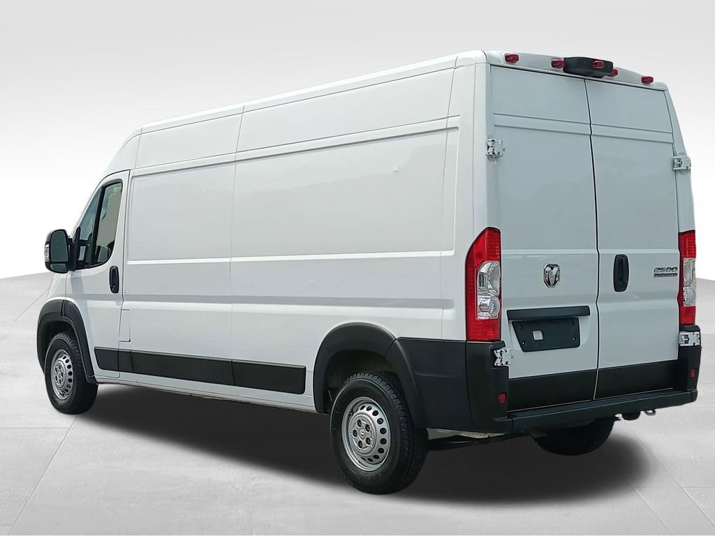 Used 2024 RAM ProMaster 2500 w/ Convenience Group FWD image 8