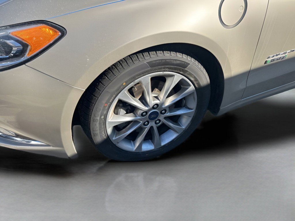 Certified 2017 Ford Fusion Energi Titanium image 5