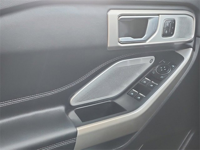 Certified 2023 Ford Explorer Limited w/ Limited Technology Package image 11