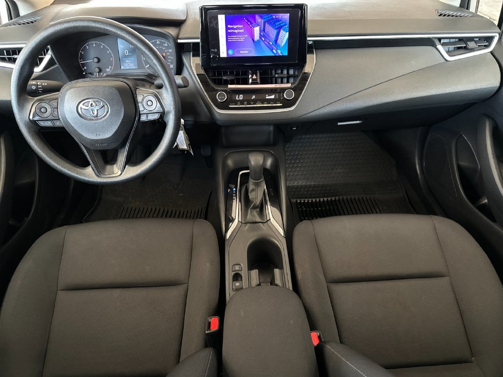 Used 2025 Toyota Corolla LE FWD image 12