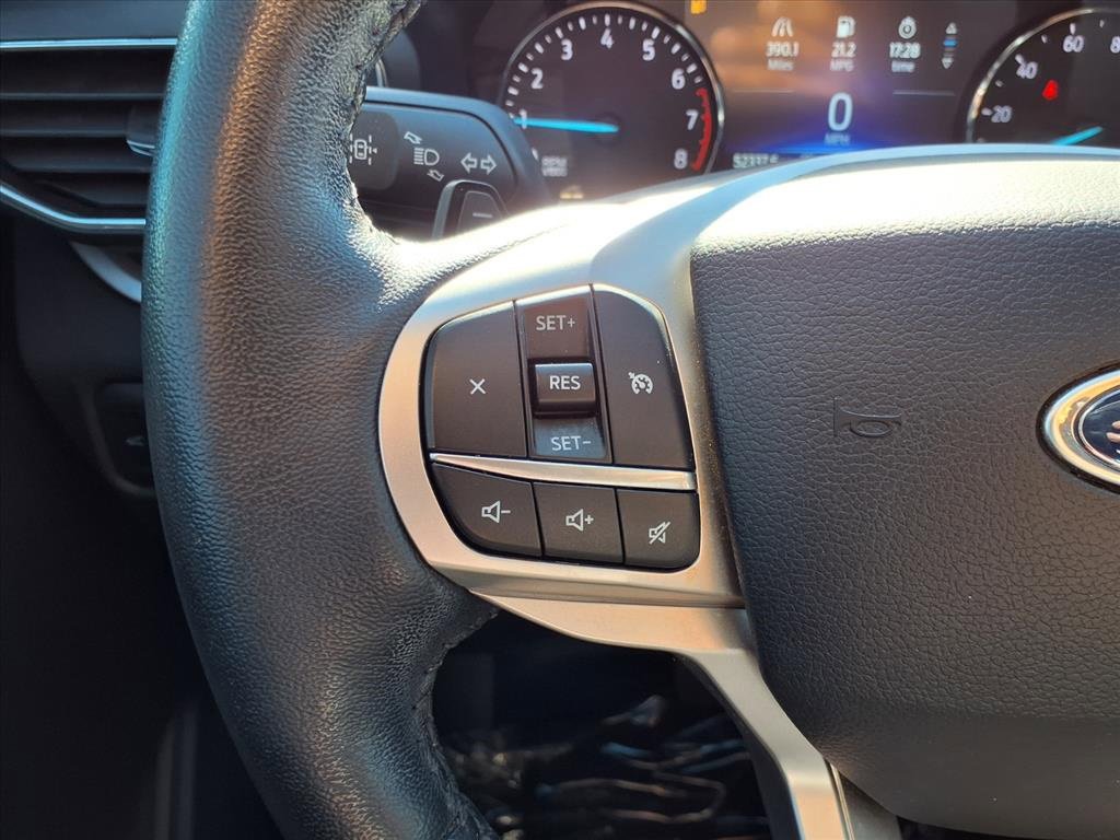 Certified 2020 Ford Explorer XLT w/ Equipment Group 202A image 13