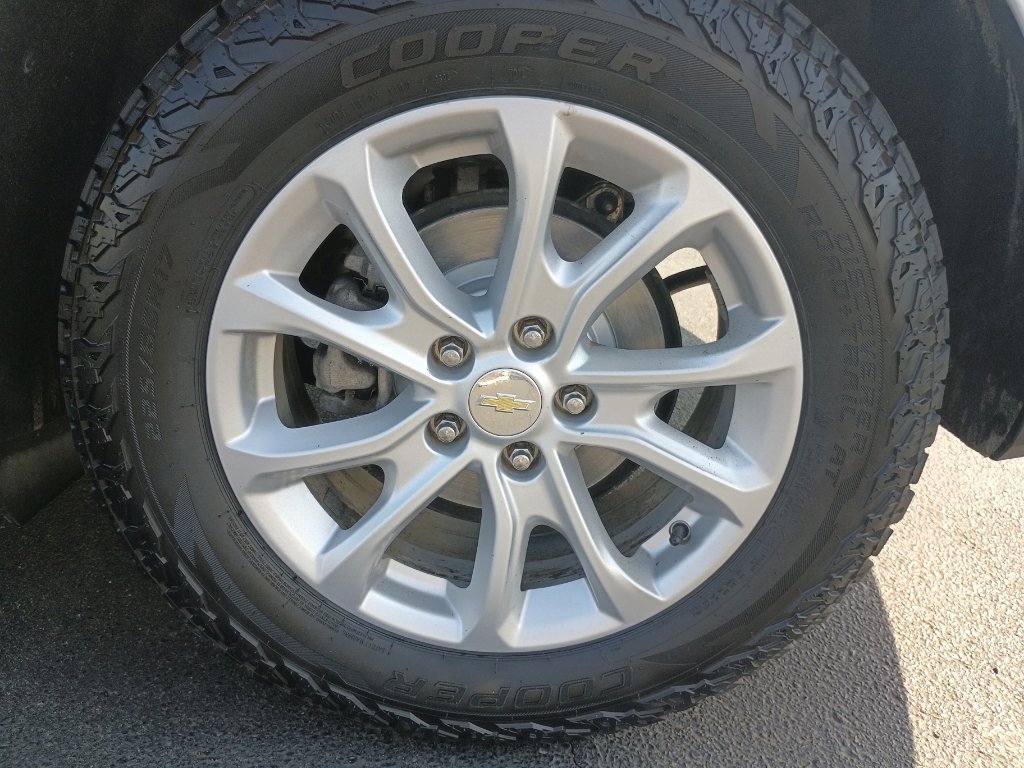 Used 2020 Chevrolet Equinox LS w/ LS Convenience Package image 35