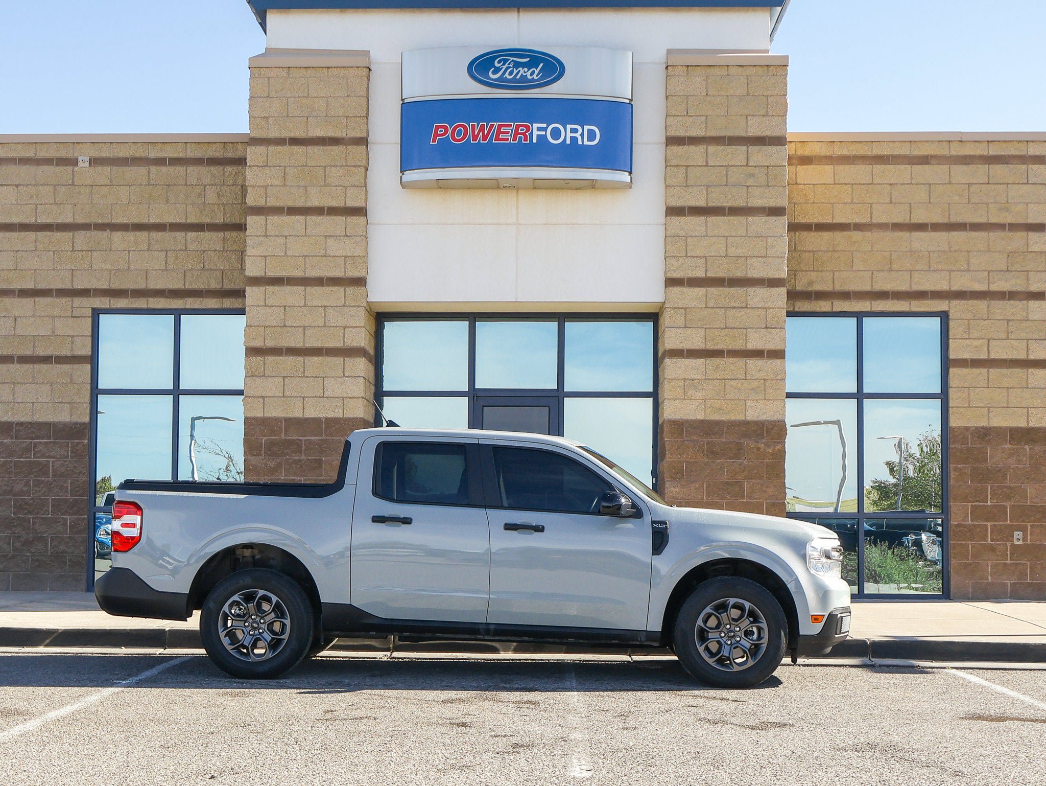 Certified 2024 Ford Maverick XLT w/ XLT Luxury Package FWD image 5