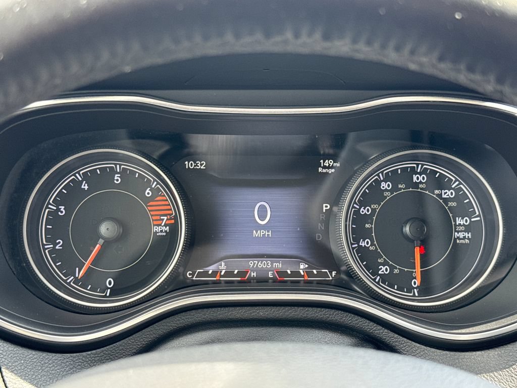 Used 2019 Jeep Cherokee Limited FWD image 17