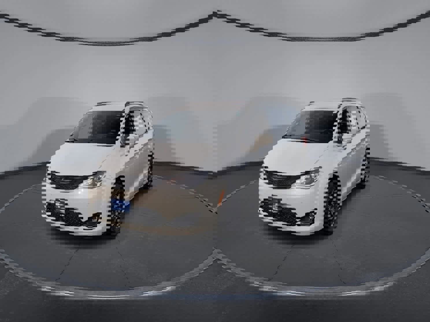 Used 2020 Chrysler Pacifica Touring-L Plus w/ Advanced Safetytec Group image 9