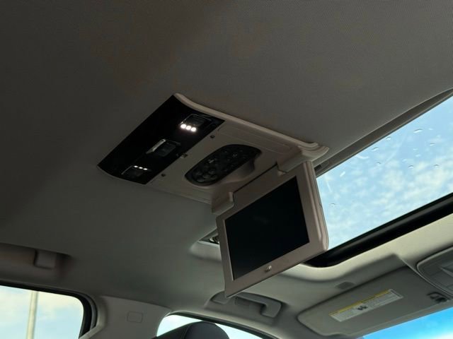 Used 2018 Chevrolet Tahoe Premier image 16