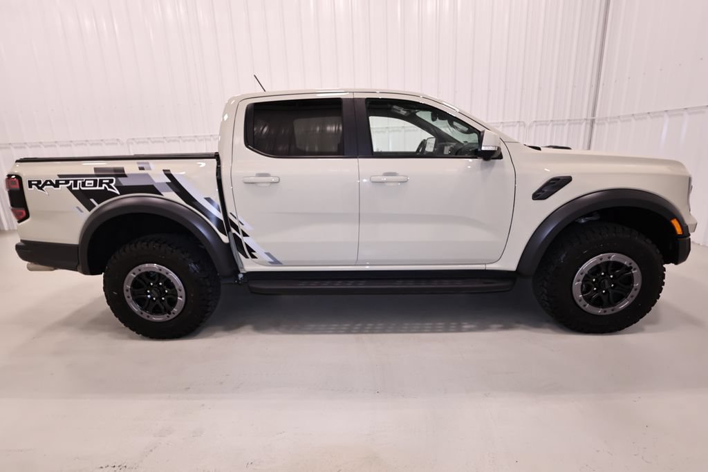 Certified 2025 Ford Ranger Raptor AWD/4WD image 2