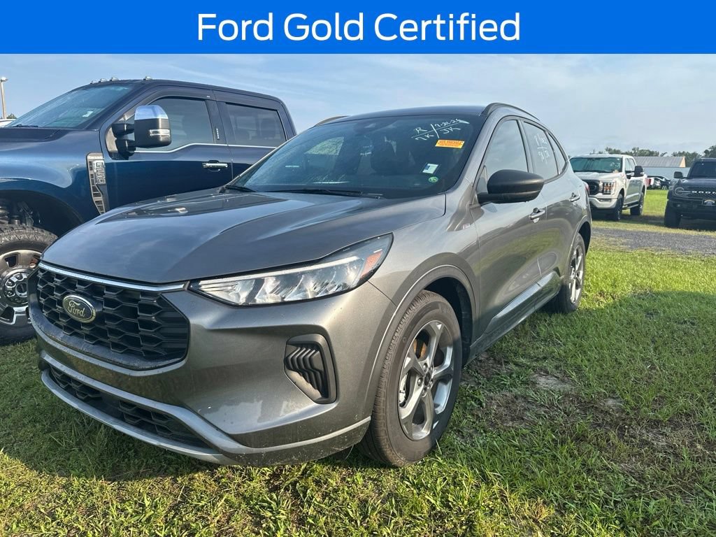 Certified 2024 Ford Escape ST-Line w/ Equipment Group 301A FWD image 1