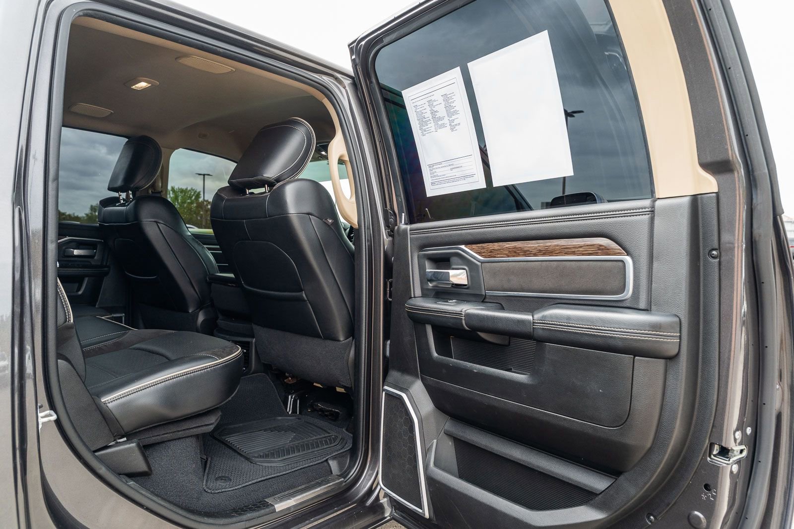 Used 2020 RAM 2500 Laramie AWD/4WD image 18