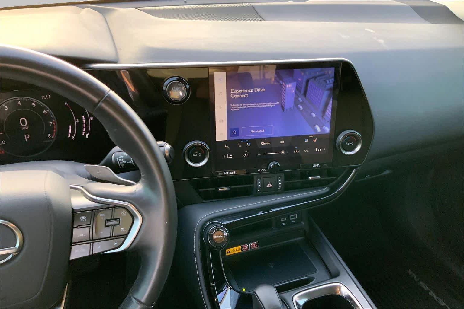 Used 2025 Lexus NX 250 FWD w/ Accessory Package (2T) image 7