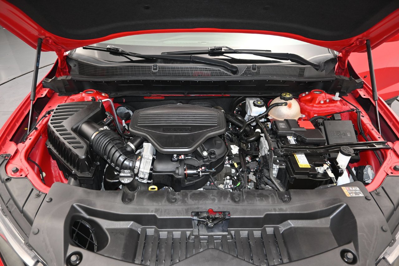 Used 2021 Chevrolet Blazer RS FWD image 19