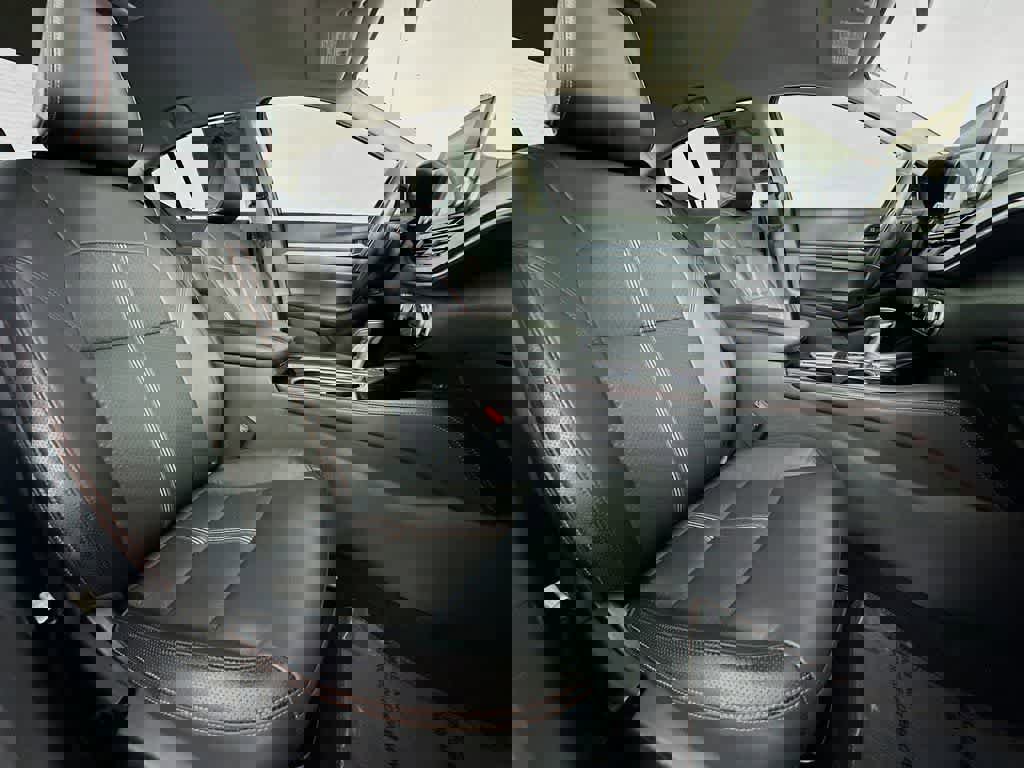 Used 2024 Nissan Altima 2.5 SR image 14