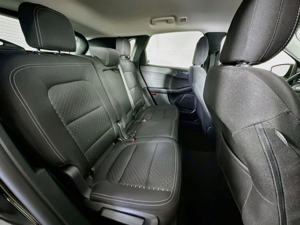 Certified 2025 Ford Escape Active AWD/4WD image 31