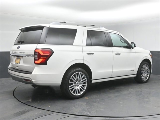 Certified 2022 Ford Expedition Platinum image 13