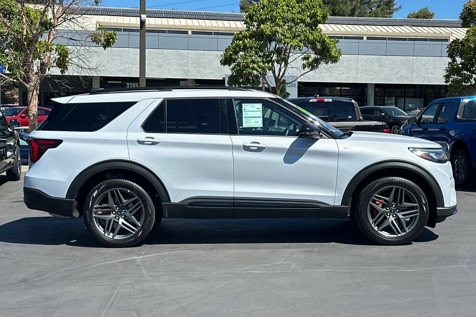 Certified 2026 Ford Explorer ST-Line w/ ST-Line Street Pack AWD/4WD image 4