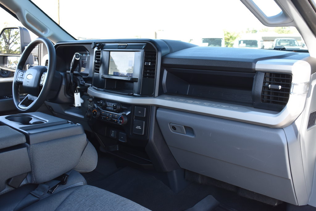Certified 2025 Ford F350 XL w/ STX Appearance Package AWD/4WD image 34