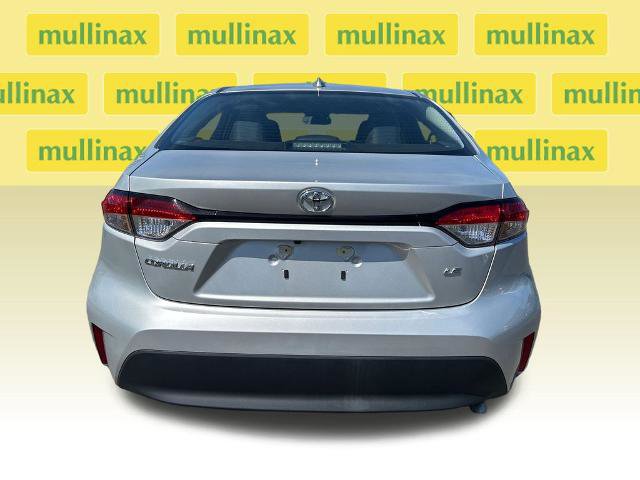 Used 2025 Toyota Corolla LE FWD image 31