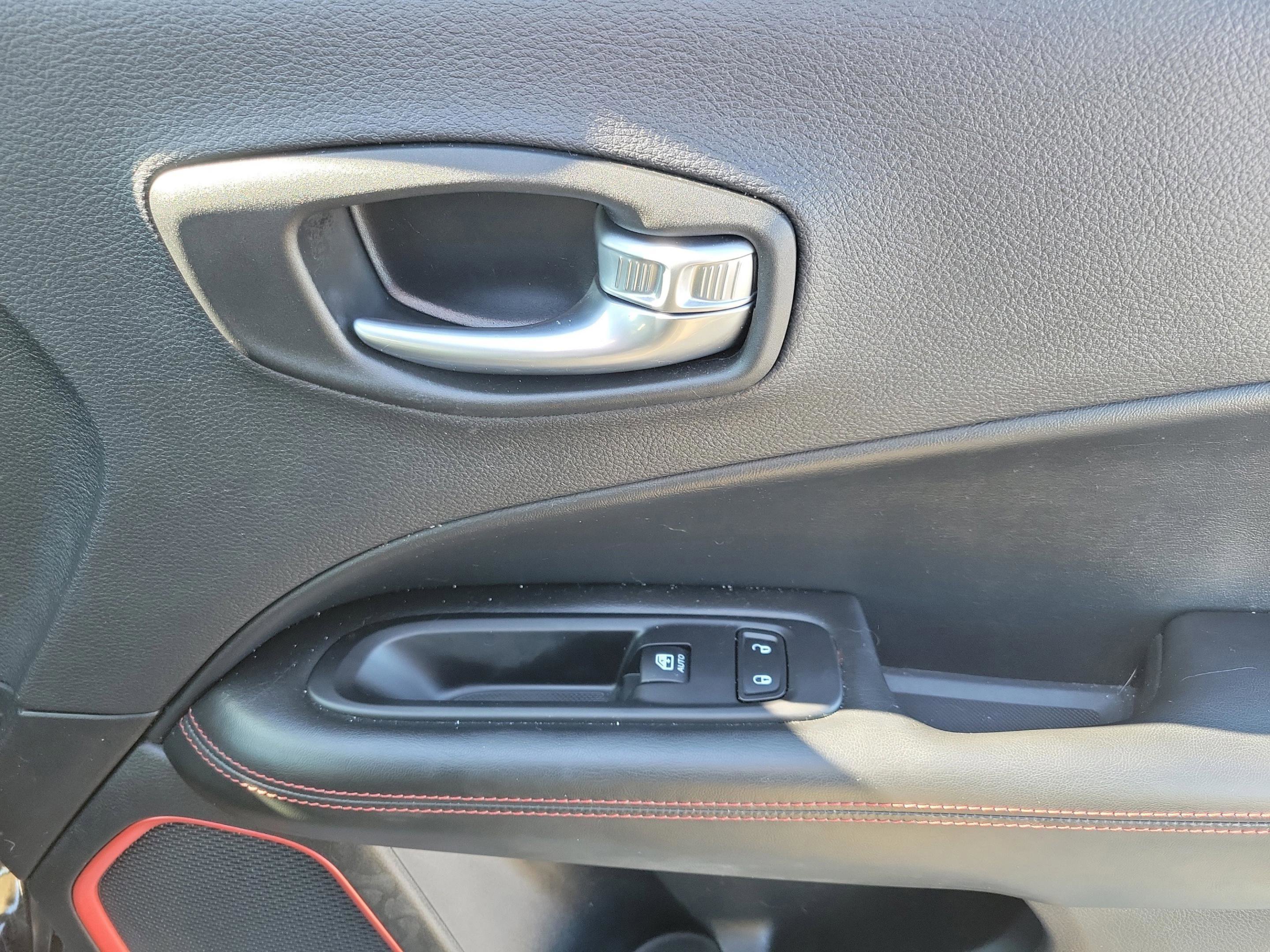 Used 2020 Jeep Compass Trailhawk w/ Leather Interior Group image 23