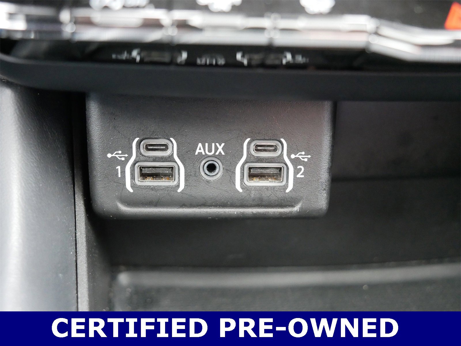 Used 2023 Dodge Durango GT image 28