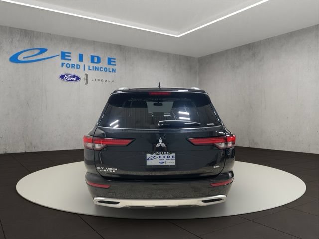 Used 2023 Mitsubishi Outlander SEL AWD/4WD image 9