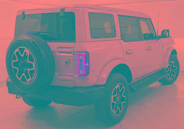 Certified 2025 Ford Bronco Outer Banks AWD/4WD image 3