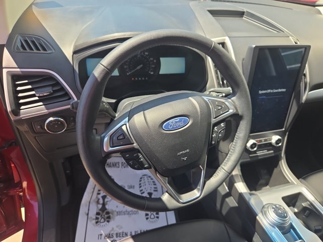 Certified 2022 Ford Edge SEL w/ Convenience Package AWD/4WD image 16