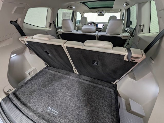 Used 2024 Volkswagen Atlas SEL Premium R-Line AWD/4WD image 22